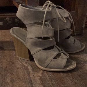 Taupe color block heel